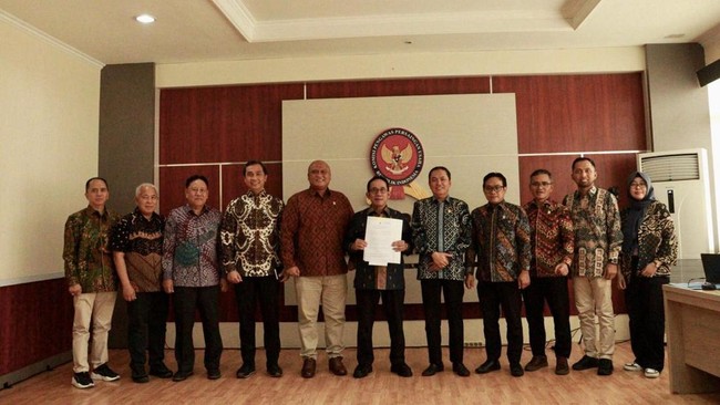 Situs News Indoesia Alternatif Informasi Berita Viral Terbaru
